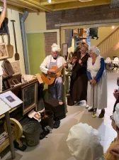 Kindertheater rondleiding in het Bakkerijmuseum Fotobeschrijving: Kidstour Bakkerijmuseum Medemblik. Foto: (c) Bakkerijmuseum Medemblik.