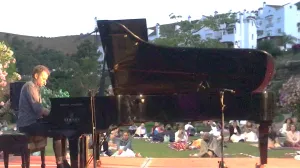 Ligconcert met pianist Hermane, Katwijk aan Zee Eigen foto (Herman Rijks)