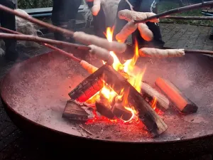 Je eigen broodjes bakken. Foto: Buitengewoon FEEST!