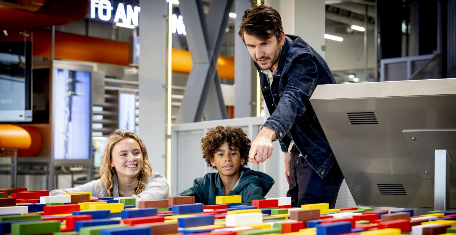 Ontdek op een speelse interactieve manier alles over de Rotterdamse haven. Foto: Portlantis © Robin Utrecht