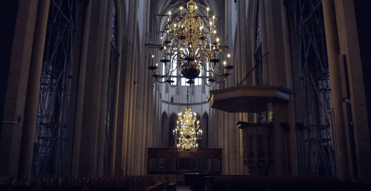 Laat je imponeren door de monumentale Bovenkerk in Kampen. Beeld: still uit promotiefilm Provincie Overijssel.