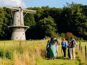 Oogstweekend in het Nederlands Openluchtmuseum Rondleiding Cultuurgewassen. Foto: Linde Berends