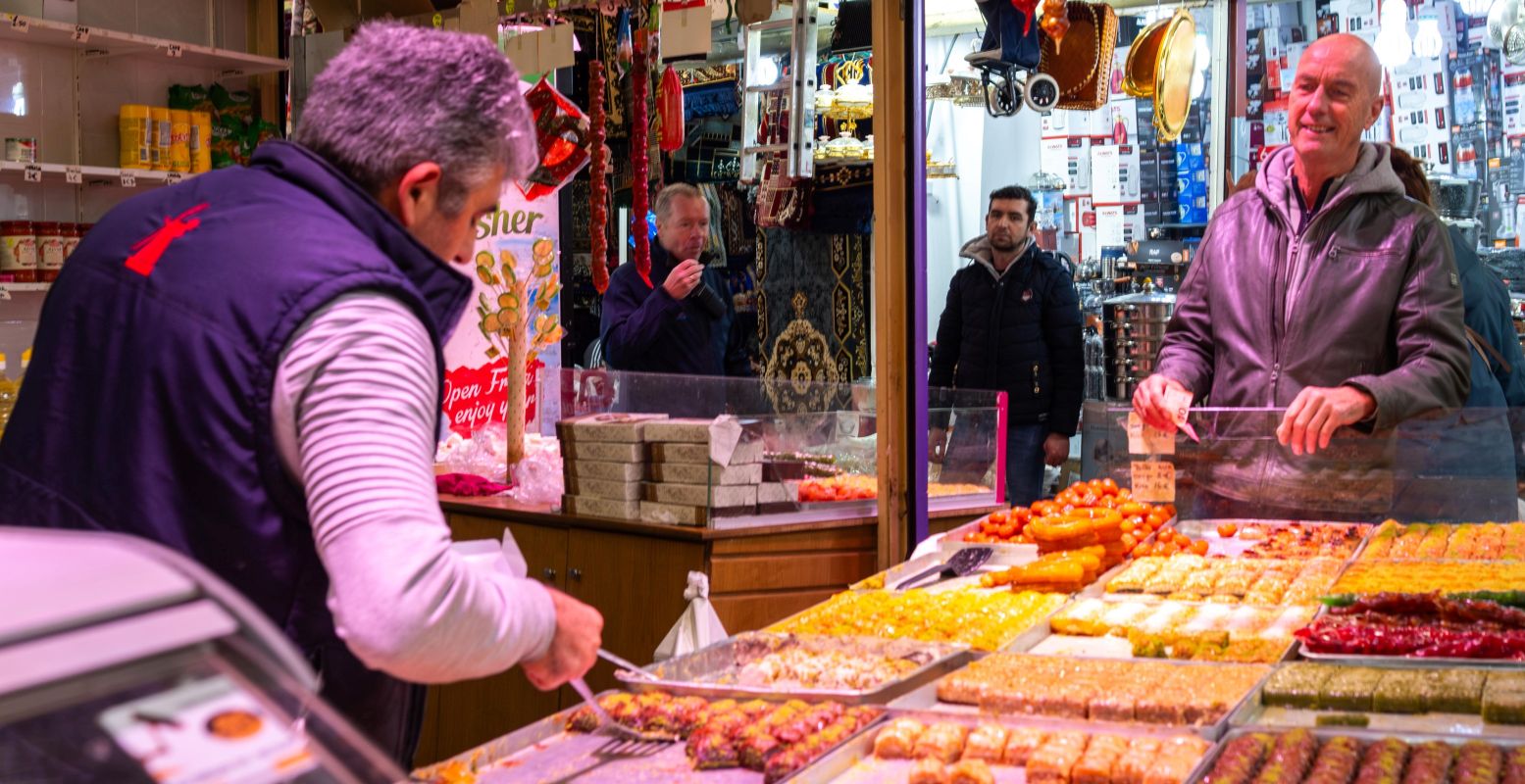 De Oosterse route neemt je helemaal mee naar het verre Azië en Midden-Oosten. Foto: De Bazaar