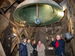 Indrukwekkend, zo dicht bij de grote klokken! Foto: Marjo van de Pepppel-Kool