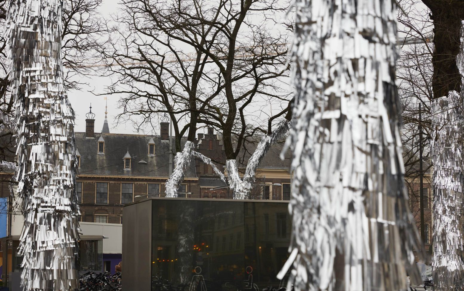 Het nieuwe Spiegelfestival geeft de historische stad Den Haag tijdelijk extra glans. Foto: The Hague & Partners