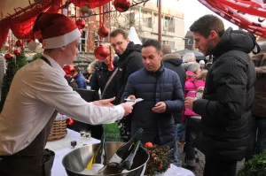 Fotobeschrijving: Kerstmarkt Sneek. Foto: (c) Sneek=Meer.