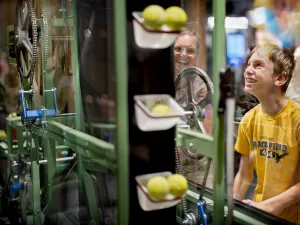 NEMO Science Museum Zet van alles aan het werk. Foto: NEMO Science Museum © DigiDaan