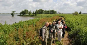 Zwerftocht over Tiengemeten Zwerftocht over Tiengemeten | Foto geüpload door gebruiker Natuurmonumenten.