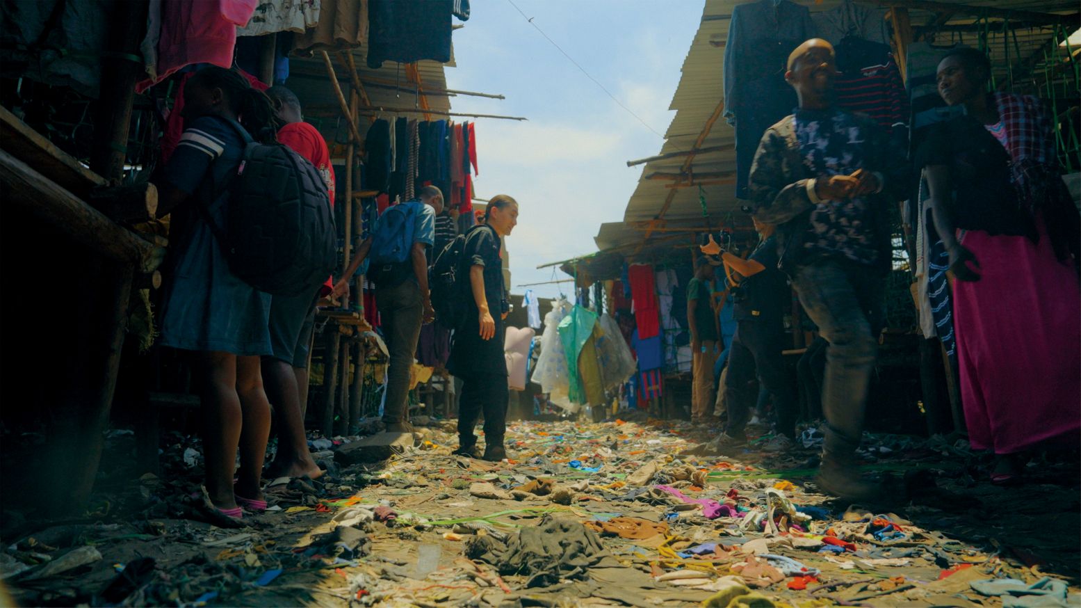 Niet alleen letterlijk 'Food for thought', ook figuurlijk: in de documentaire 'Dust to Dust' wordt er ingegaan op nieuwe textielproductiemethoden om zo mode een duurzamere toekomst te geven. Foto: Yuima Nakazato