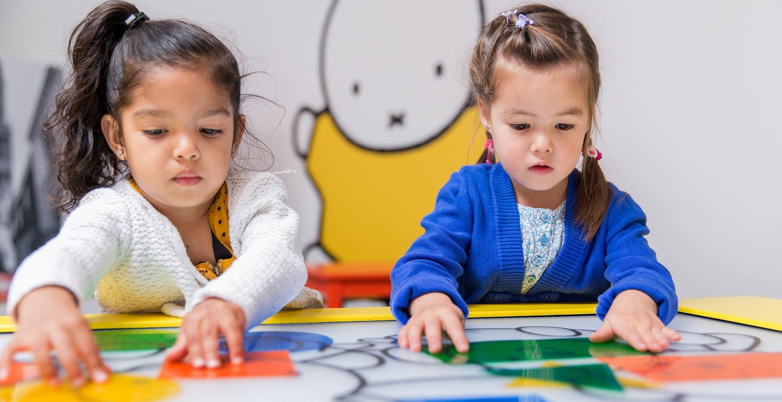 Kindjes kunnen de hele dag spelen in het nijntje museum. Foto: nijntje museum ©  Emmely van Mierlo en Corné Clemens