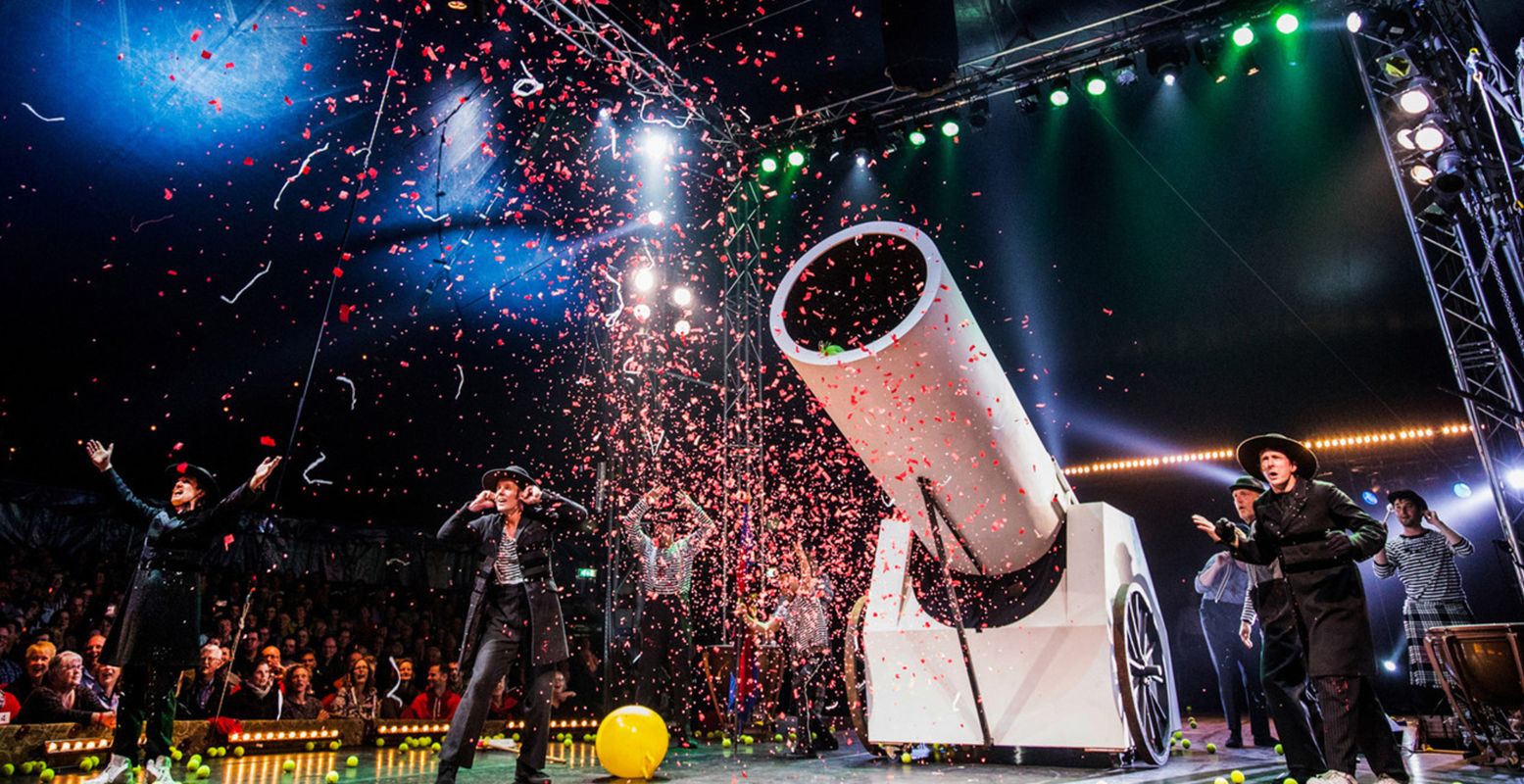 De hilarische Ashton Brothers maken er een echt feestje van tijdens hun kerstcircus in Ahoy. Foto: Ashton Brothers