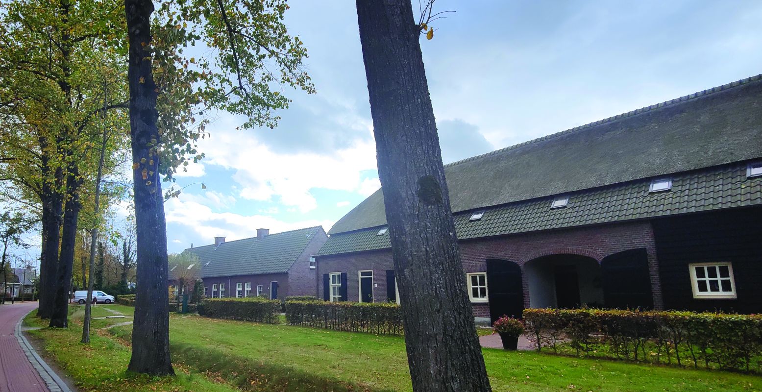 Rijd langs de mooiste boerderijen in een prachtige landelijke omgeving en los onderweg allerlei raadsels op! Foto: Puzzeluitje