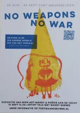 Expositie No Weapons No War Foto poster :Annet Koops