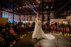 Verliefd&Verloofd | Dé trouwbeurs van het Noorden Tijdens Verliefd & Verloofd worden spectaculaire modeshows georganiseerd. Foto: Gera Tuma