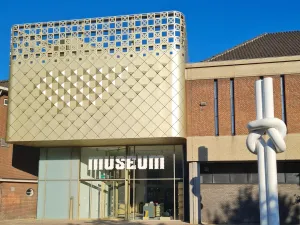 Evert Thielen - De Luiken Open Bezoek Museum van Bommel van Dam in Venlo. Foto: Museum van Bommel van Dam