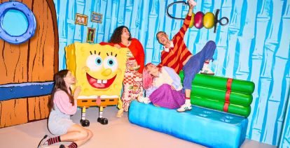 Vier samen met je vrienden de 25ste verjaardag van SpongeBob SquarePants in de WONDR Experience in Amsterdam. Foto: WONDR Experience