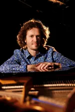 Concert Zanger-Pianist Roon Staal (Herfsttour) Fotograaf: Kenneth Stamp