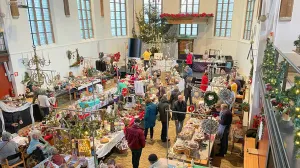 Gezellige Kertsmarkt Foto: Cultureel Centrum Oosterblokker