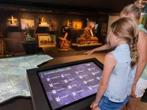 De Zaansche Molen Ontdek alles over de geschiedenis van de molens. Foto: Vereniging De Zaansche Molen