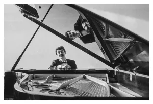 Pianorecital met Charles van Doornewaard Fotobeschrijving: Afbeelding. Foto: (c) Stevenskerk Nijmegen.