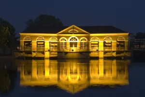 Stoomgemaal Halfweg bij avonbdlicht/Foto: Stoomgemaal Halfweg